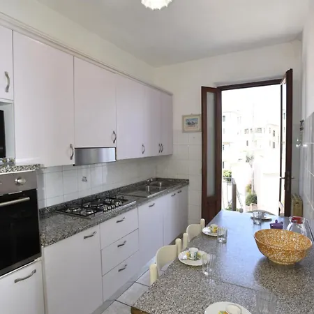 Quadrilocale Ciliegio - Centralissimo, Vicino Al Mare מרינה די קמפו
